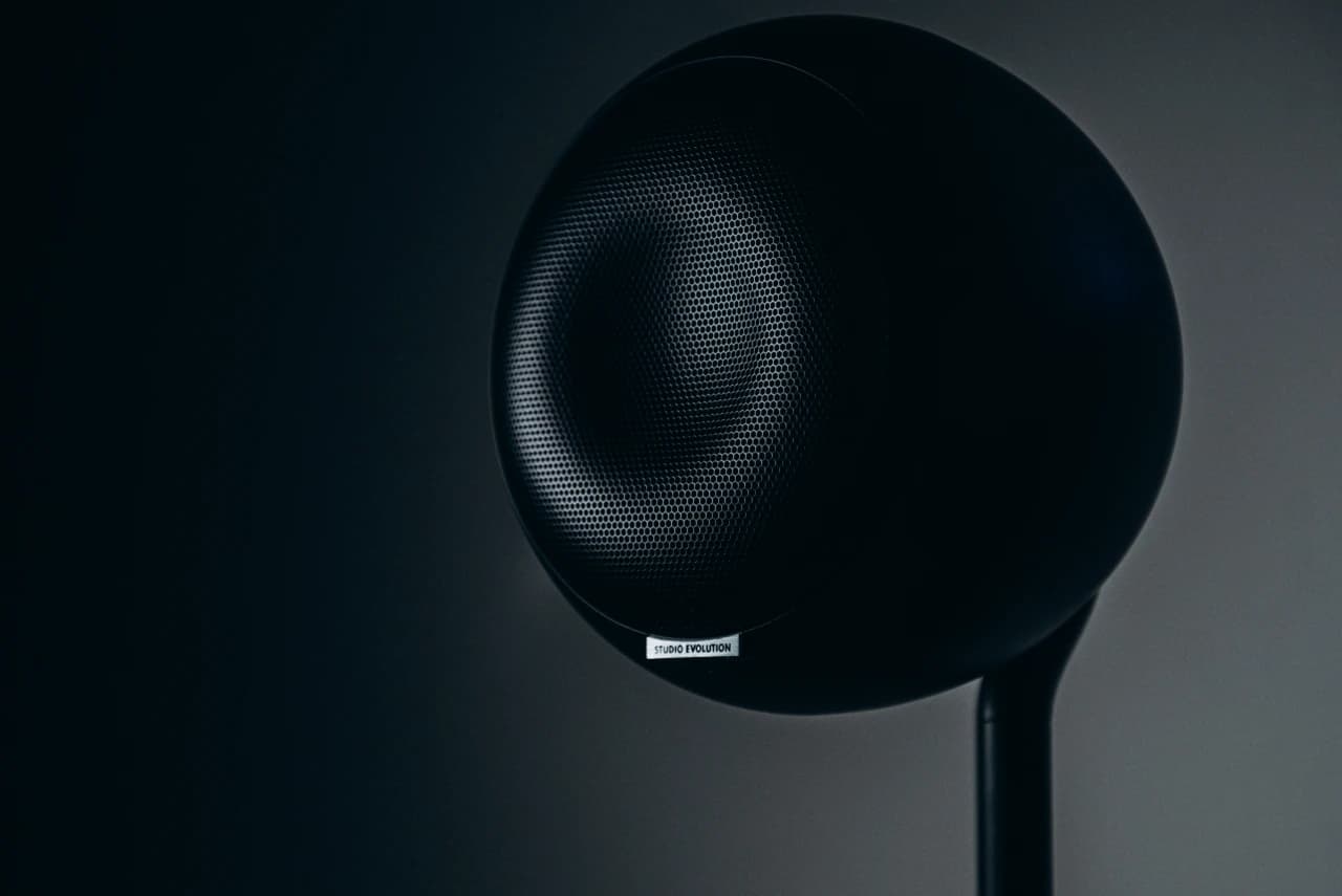 Установите караоке-систему Studio Evolution