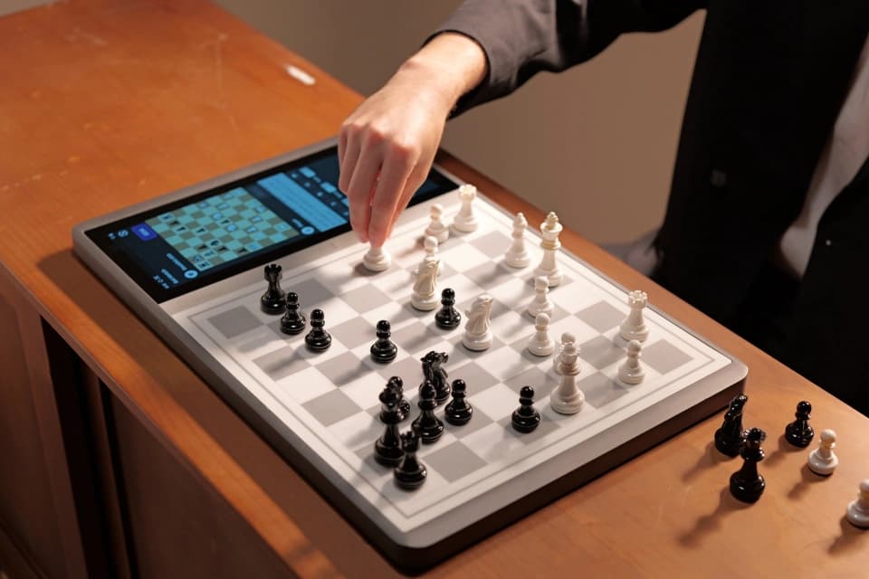 Chessnut Evo